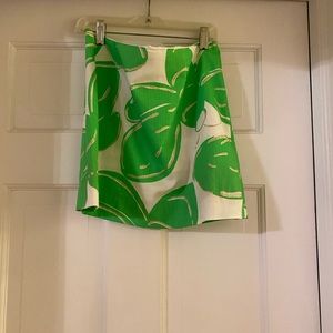 Lilly Pulitzer White Skirt with Green Leaf